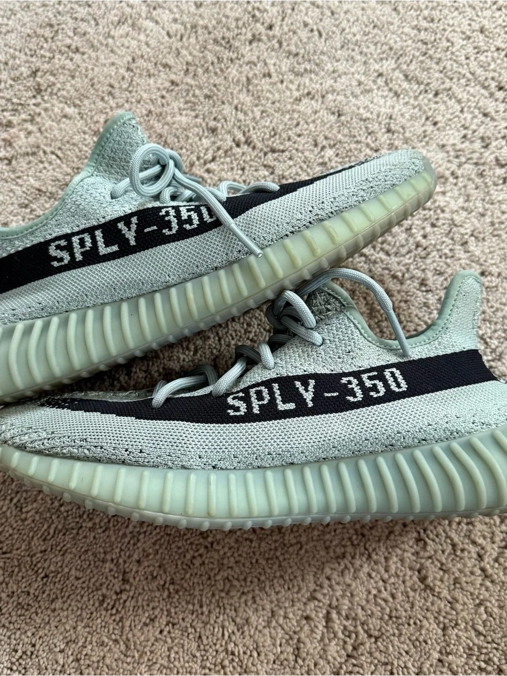 adidas Yeezy Boost 350 V2 9.5